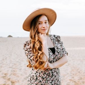 Meet your Posher, Elianna